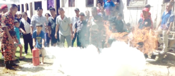 Fire safety training for Sabah longhouses 