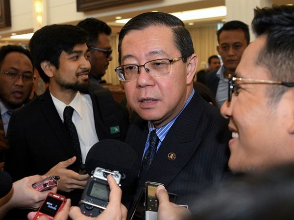 External factors main cause of outflows: Lim
