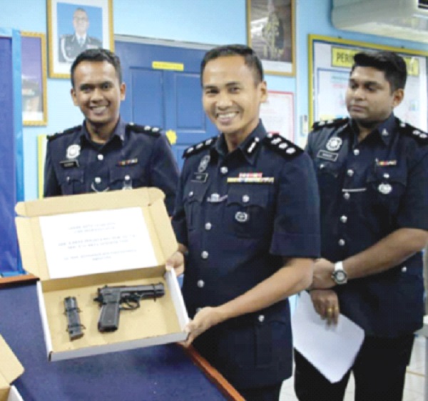 Pistol and 28 bullets seized in Lahad Datu 