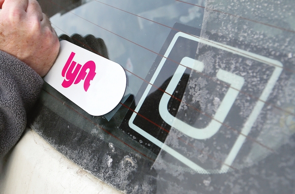Drivers for Uber, Lyft  see incomes  fall amid jumps in participation